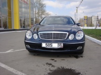  : Mercedes-Benz E-klasse 2002