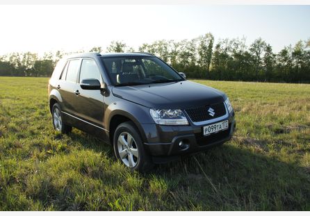   Suzuki Grand Vitara 2011