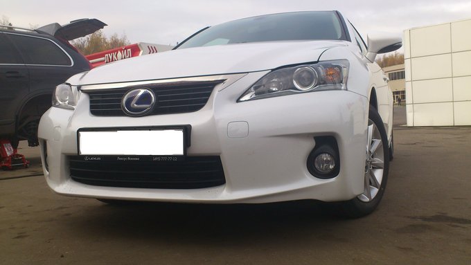  Lexus CT200H