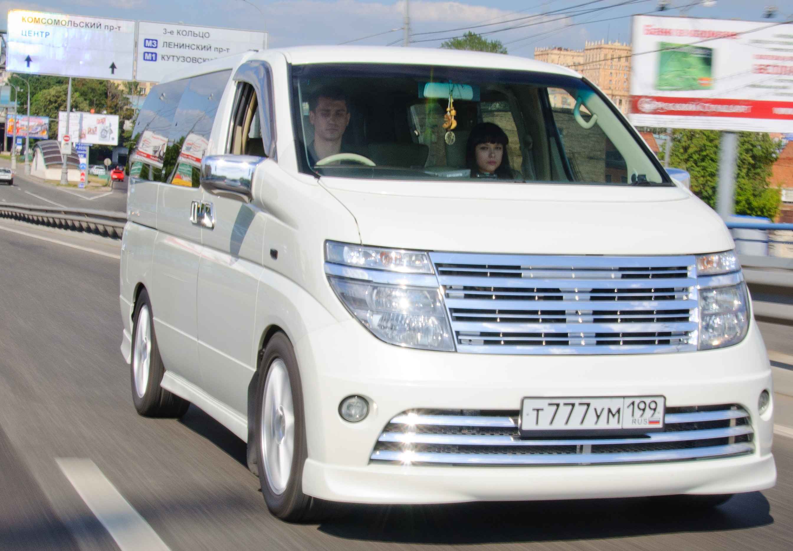 nissan elgrand rider в 51 кузове